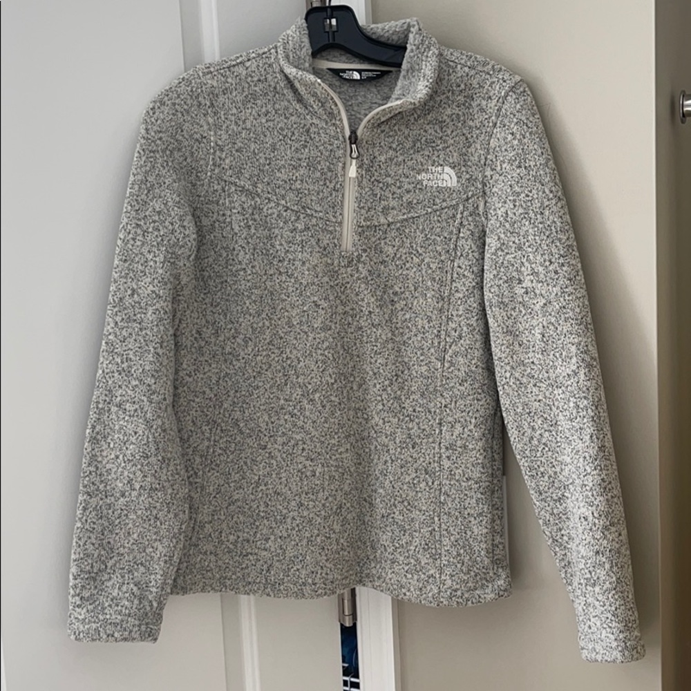 North face pullover